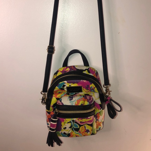 Betsey Johnson Crossbody Bag - Picture 2 of 5